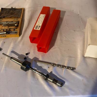 Router Table Jigs & Woodworking Bits Plus More (B2-RG)
