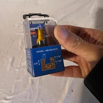 Router Table Jigs & Woodworking Bits Plus More (B2-RG)