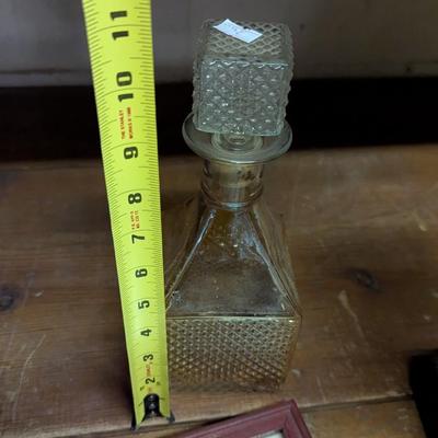 Grace Lopez Kitchen Picture Electric Dietz Glass Oil Lantern Brass Statue Of Liberty Vintage Bottles