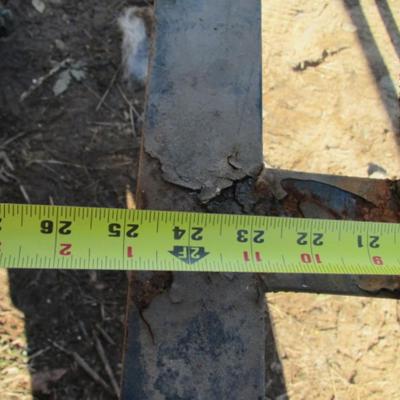Metal Frame Barrell Holder