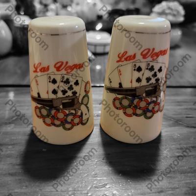 Las Vegas souvenir salt and pepper shakers