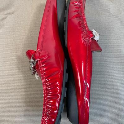 Stuart Weitzman Red patent leather Mules Slide shoes New!