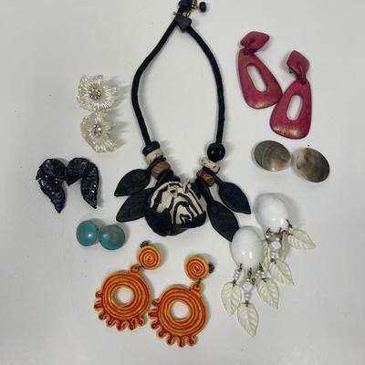 Costume Fashion Jewelry Lot - Non-metallic Bright Colored group of one necklace with 7 Earring pairs