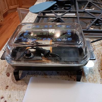 MAXAM STEEL KNIVES, WEE FRY SKILLET, GEORGE FOREMAN GRILL AND CUTTING BOARD