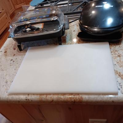 MAXAM STEEL KNIVES, WEE FRY SKILLET, GEORGE FOREMAN GRILL AND CUTTING BOARD
