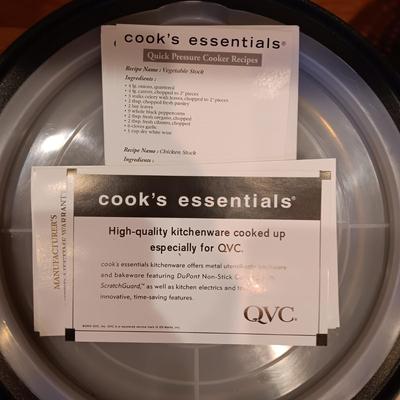NEW COOK'S ESSENTIALS SLOW COOKER, GLASS BAKING DISHES AND HOT PLATES