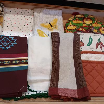 HOTPADS AND DISH TOWELS