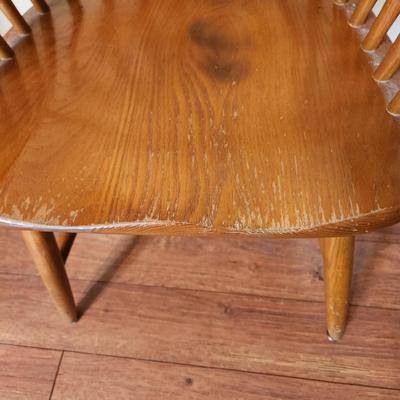 High Back Windsor Spindle Chair