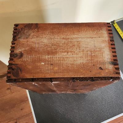 National Powder Co. High Explosives Wooden Crate Box Dovetail