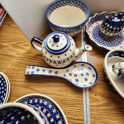 Lot of Polish Boleslawiec Pottery Poland Teapot Bowls Plates Spoon Rest Cup