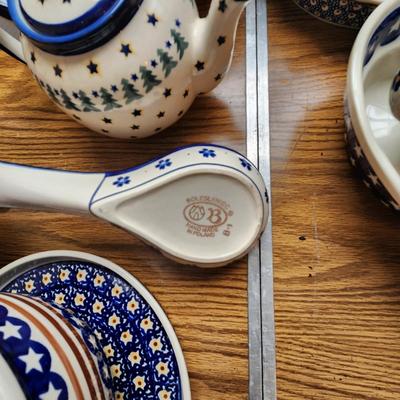 Lot of Polish Boleslawiec Pottery Poland Teapot Bowls Plates Spoon Rest Cup