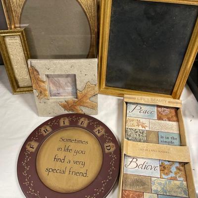 Gold picture frames & decor