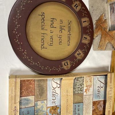 Gold picture frames & decor