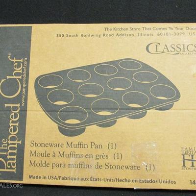 Pampered Chef Stoneware Muffin Pan