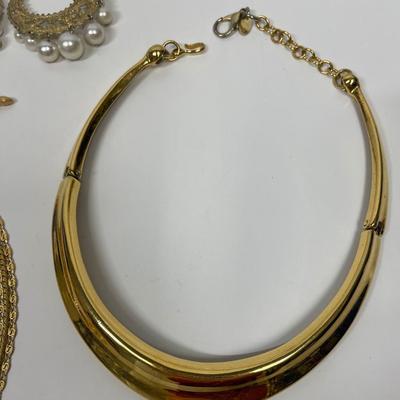 Goldtone Vintage Jewelry Lot - 2 necklaces and 1 pair of dangler earrings pierced
