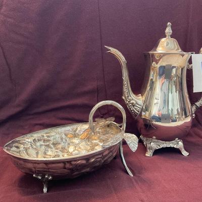 LR5-Oneida Teapot plus extra