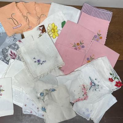 Lot of 31 vintage 1950's linen embroidered & embellished hankies - very soft and mostly stain free multicolored