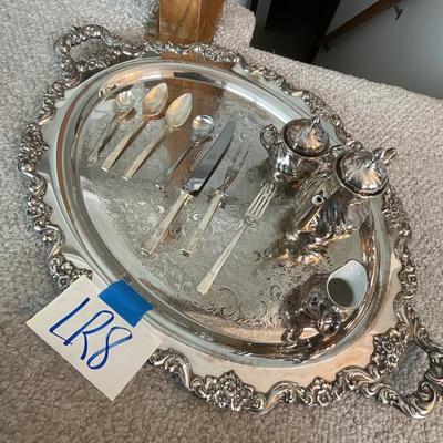 LR8-Serving tray plus extras