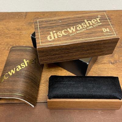 Discwasher NEW Vinyl Record Album Cleaning Tool