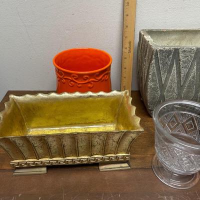 Misc Garden Lot - planters, pots, etc