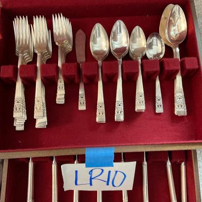 LR10-Coronation by community silverplate flatware