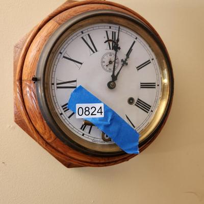 2 Vintage Wall Clocks Seth Thomas , Waterbury Not working