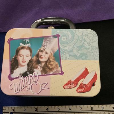 The Wizard ? of Oz Lunch Box.