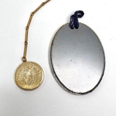 Lot of Small Religious Items and Pendants