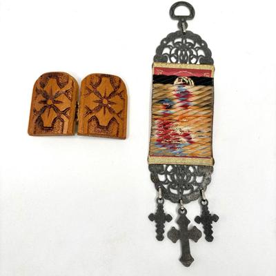 Lot of Small Religious Items and Pendants