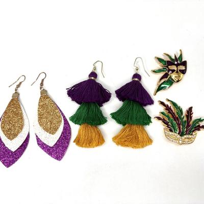 Lot of Mardi Gras Dolls and Jewelry