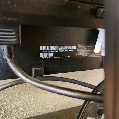 2 Computer Monitors Samsung & Dell