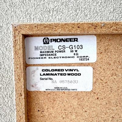 2 Vintage Pioneer Speakers - Model CS-G103