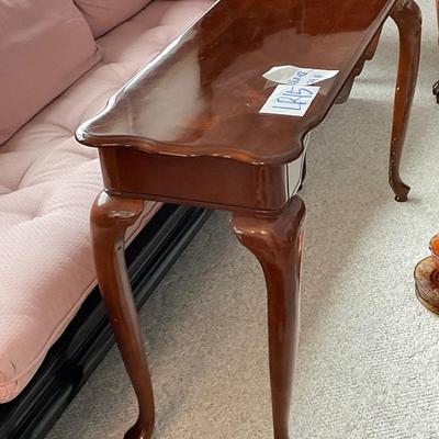 LR15-Beautiful Sofa Table-**Updated photos**