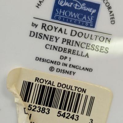 Royal Doulton Cinderella Walt Disney Showcase Collection #1