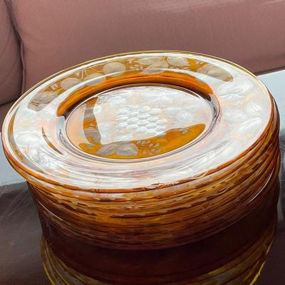 LR17-Imperial glass Marigold bowl, vintage plates, iridescent vase