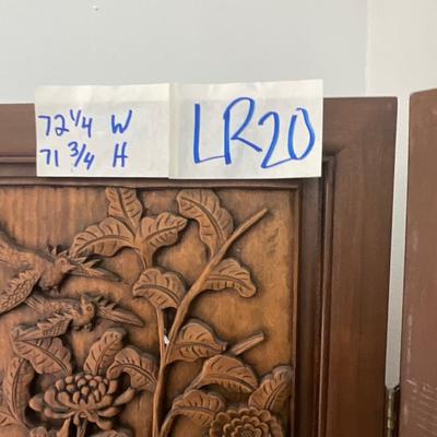 LR20-Quad fold ornate room divider