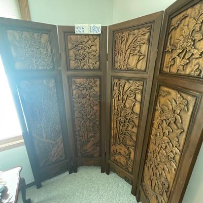 LR20-Quad fold ornate room divider