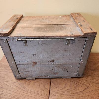 Vintage Wood Wooden Smyth Farm Dairy Milk Box