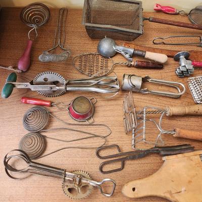 Large Lot Antique & Vintage Kitchen Utensils