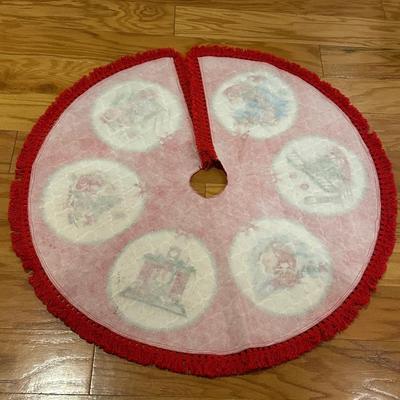 Vintage & Modern Christmas Decor and Wrapping Supplies