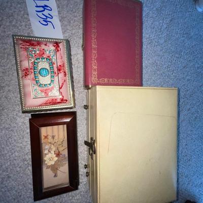 LR35-Boxes and Jewelry Boxes