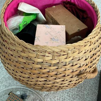 LR39-Sewing Basket and extras