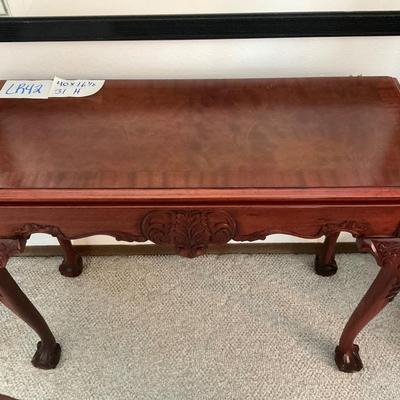 LR42-Beautiful Sofa Table