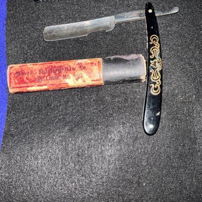 Antique Norvel Straight Edge and Taperette in case
