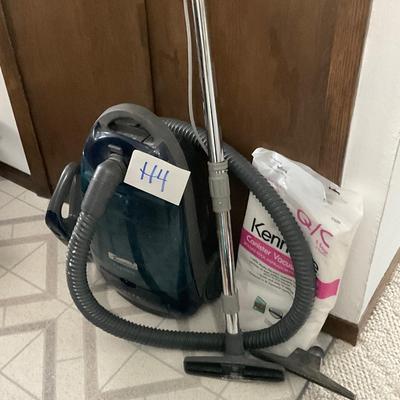 H4-kenmore canister vacuum plus bags