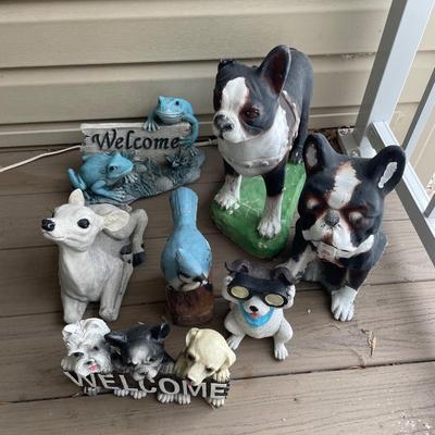 Outdoor animal decor