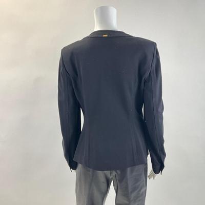 384 ST. JOHN Button Up Jacket