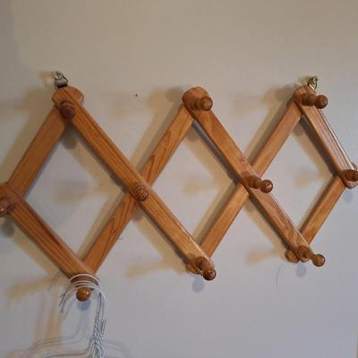 Accordian Coat hanger