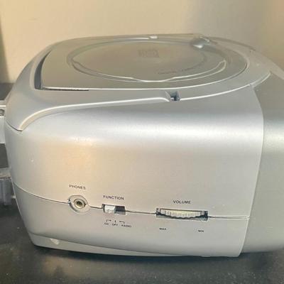 Curtis Portable AM-FM-Stereo-CD Boombox