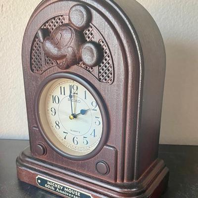 Disney Mickey Mouse Clock